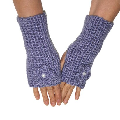 Woman's Fingerless Gloves