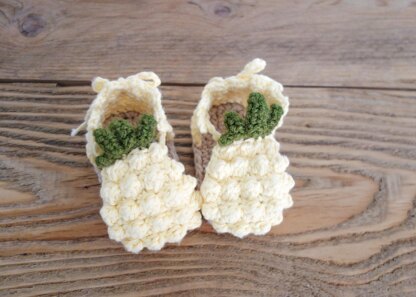 015-Pineapple baby shoes