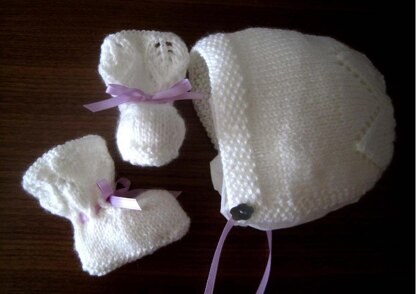 Little Princess Bonnet & Booties Set