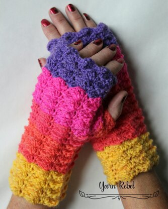 Dragon Scale Fingerless Gloves