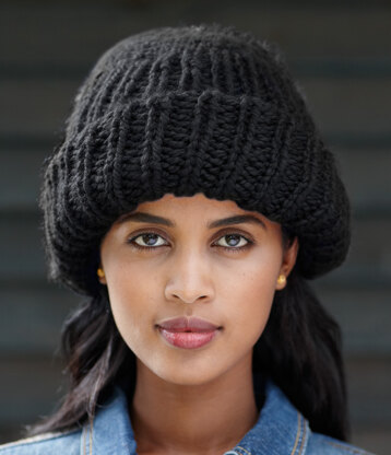 Make-a-Statement Hat in Lion Brand Wool-Ease Thick & Quick - 60113D