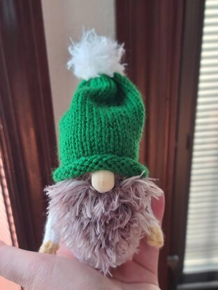 A Gnome of Many Hats