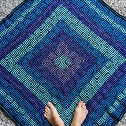 Going Round in Squares Blanket