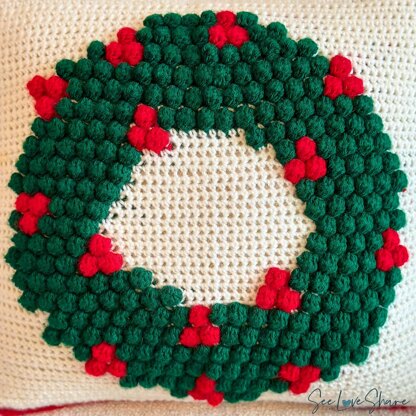 Christmas Wreath Bobble Stitch Pillow
