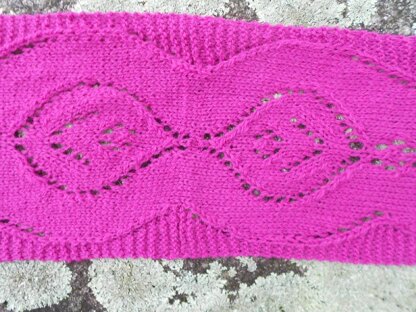 Fuchsia Fantasy Lace Scarf