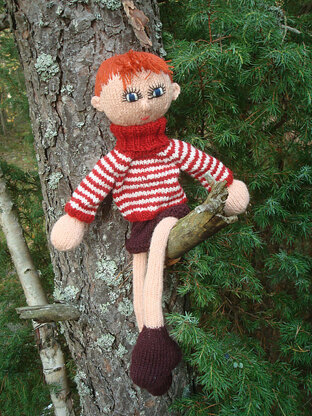 Arne and Carlos' Knitted Dolls with a Designer Wardrobe