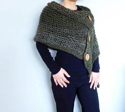 3 Button Loose Knit Poncho