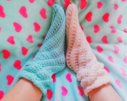 Magic Spiral Lace Socks