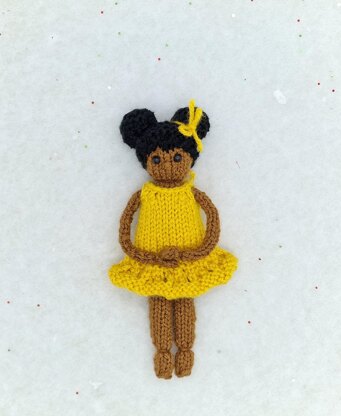 Pocket Dolls Knitting Pattern - Dress Up Dolly