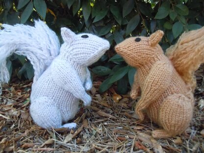 Knit One, Squirrel Two