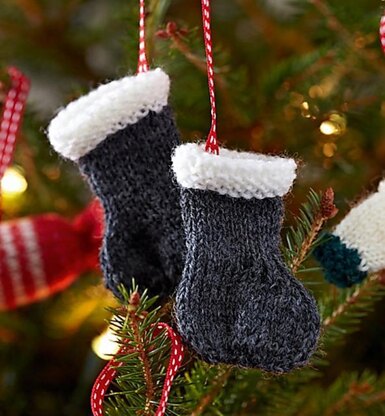 Santa Boots Christmas Tree Decorations Knitting pattern by Jane