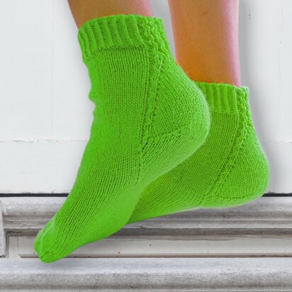 Sneaker socks. Knitting pattern