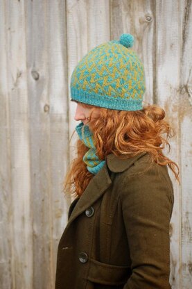 Verso Hat & Cowl