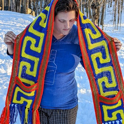 Meandros Pocket Scarf