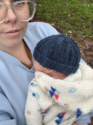 Ridge Sideways Beanie