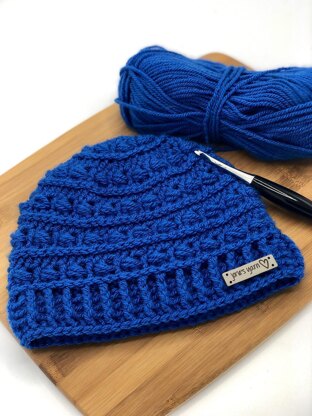 Lines & Puff Beanie