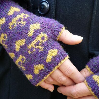 Kind Hearts & Coronets - knitting pattern