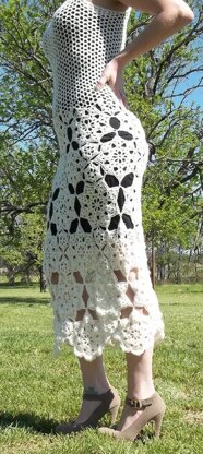 Delightful Dahlia Dress Delightful Dahlia Dress