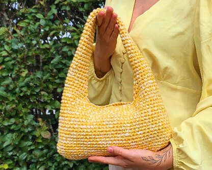 Crochet shoulder bag