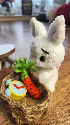 Small Plushie Easter Bunny