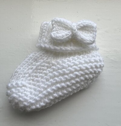 Luna Bow Baby Booties