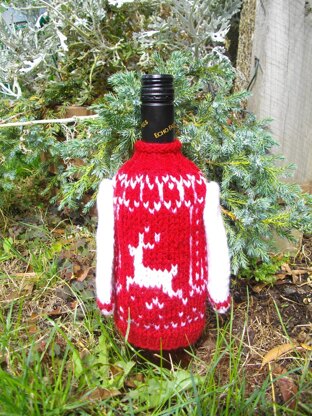 Wine bottle cozy for Christmas