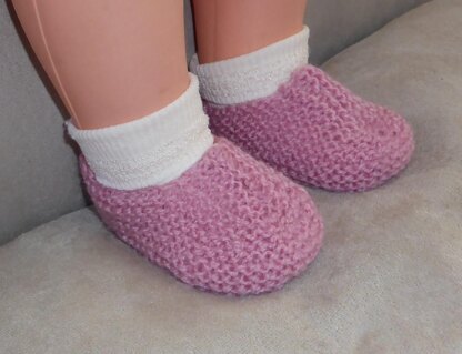 Alyssa - 8ply baby slippers or shoes