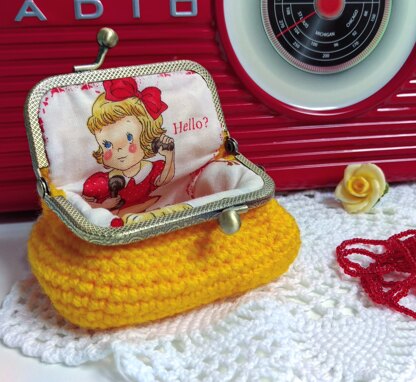 crochet box shaped kiss lock coin purse