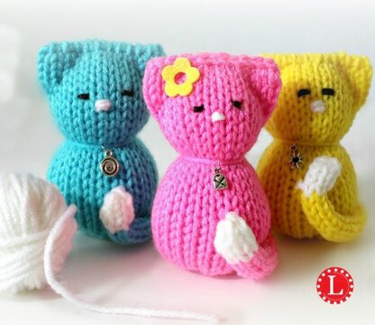 Loom Knit Pattern Tiny Kitty Cat Amigurumi Toy Doll by Loomahat