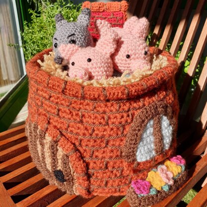 Three Little Pigs and the Big Bad Wolf Straw, Stick and Brick Houses  Amigurumi Crochet pattern by Sara Barbosa