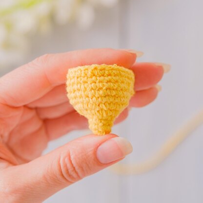 Crochet lemon & leaf keychain / bag charm