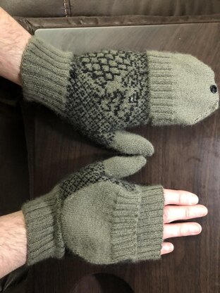 Games of Thrones: House Stark Convertible Mitts
