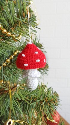 Mushrooms crochet pattern, Christmas tree ornaments, amigurumi food pattern