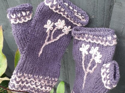 Blossom Fingerless Gloves