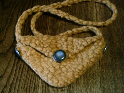 Small triangle purse