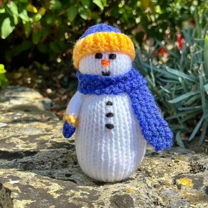 Percy the Snowman Doll Knitting Pattern - Toy Knitting Pattern.