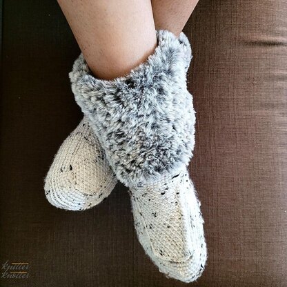 Shweta Tunisian Slipper Boots