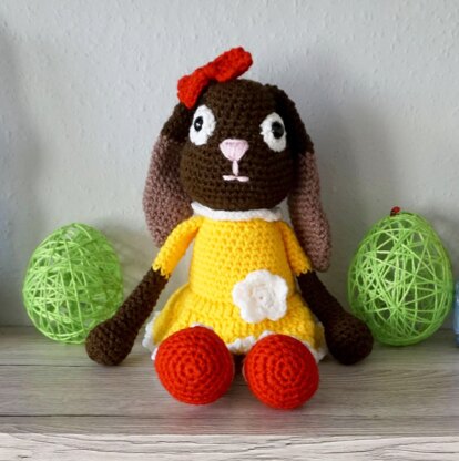 Crochet Pattern for the Bunny Siri!