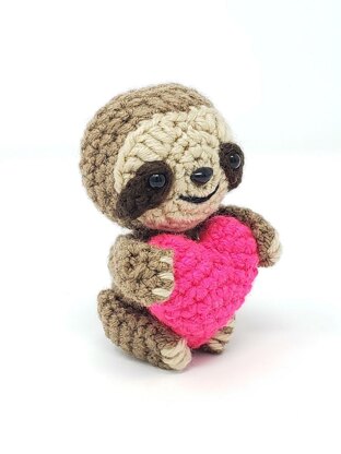 Valentine the Sloth Amigurumi