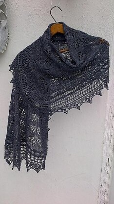 Caroline Helstone shawl