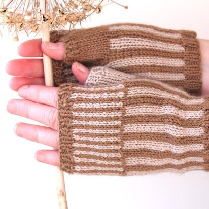 Go faster mitts - knitting pattern