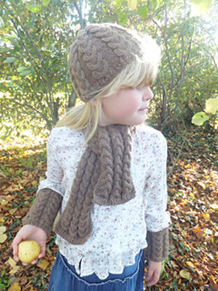 1 skein Autumn Cable Beanie, Scarf and wrist warmers