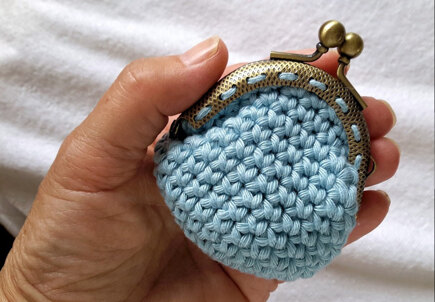 Easy crochet Kisslock Coin Purse #3