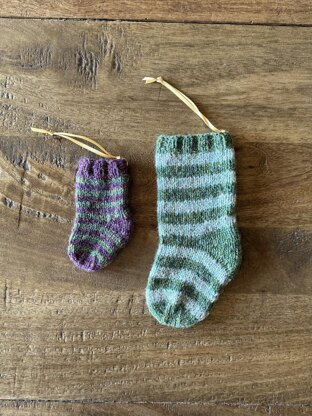 Christmas Stockings (knitted round or flat)