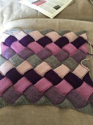 Woven wonder cushion