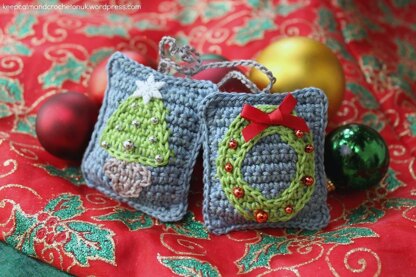 Mini Tapestry Christmas Tree Decorations