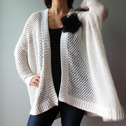 Angela - easy trendy cardigan (crochet)