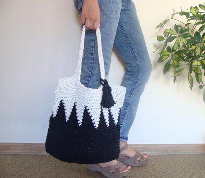 Large Geometric Tote