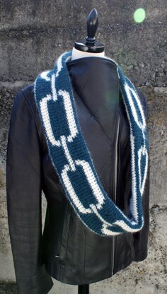 Infinity Chain Scarf