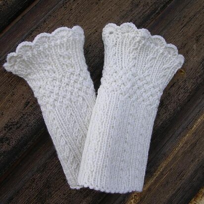 Mock Cable Wrist Warmers